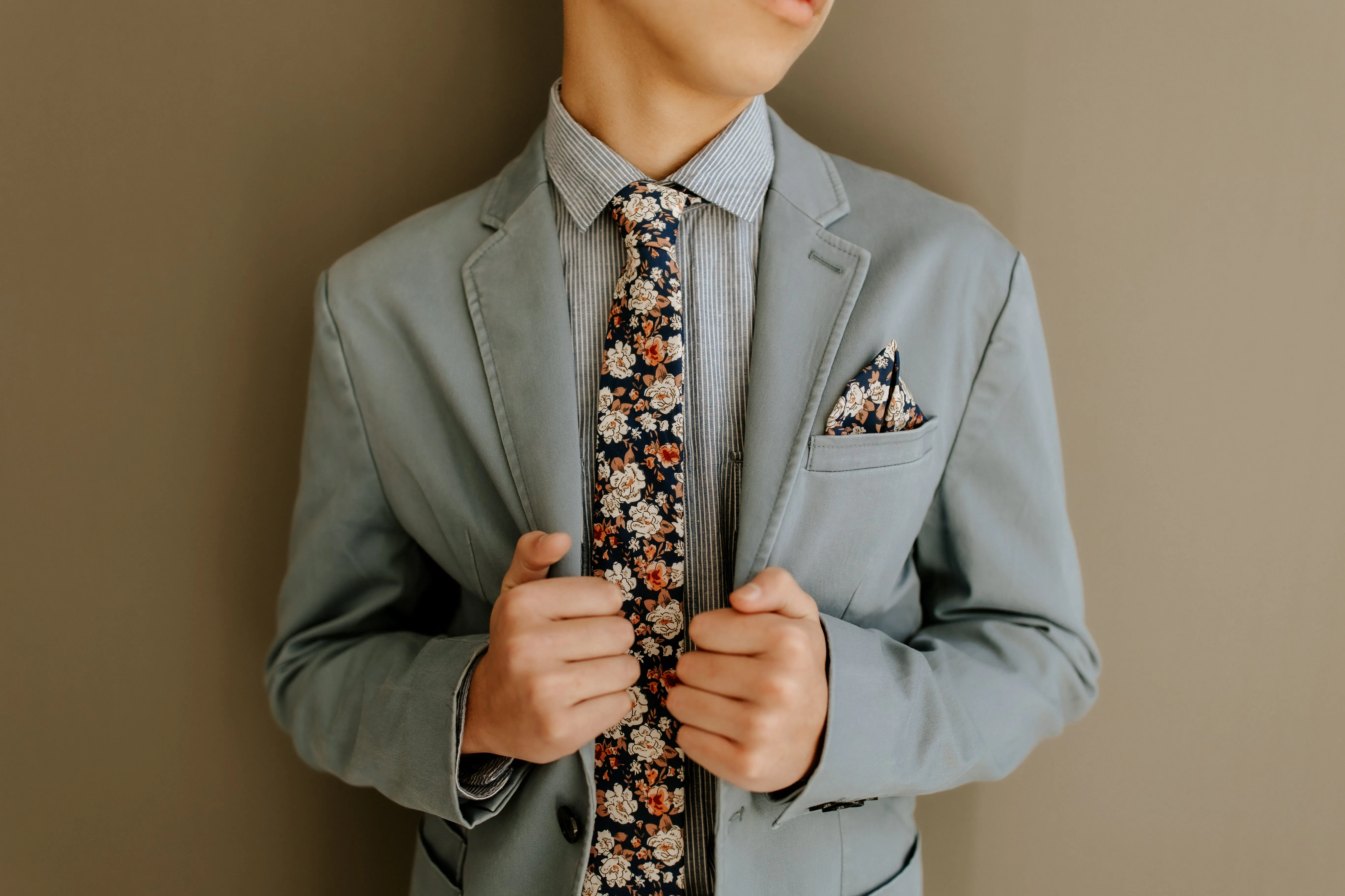 Cato Floral Cotton Neck Tie