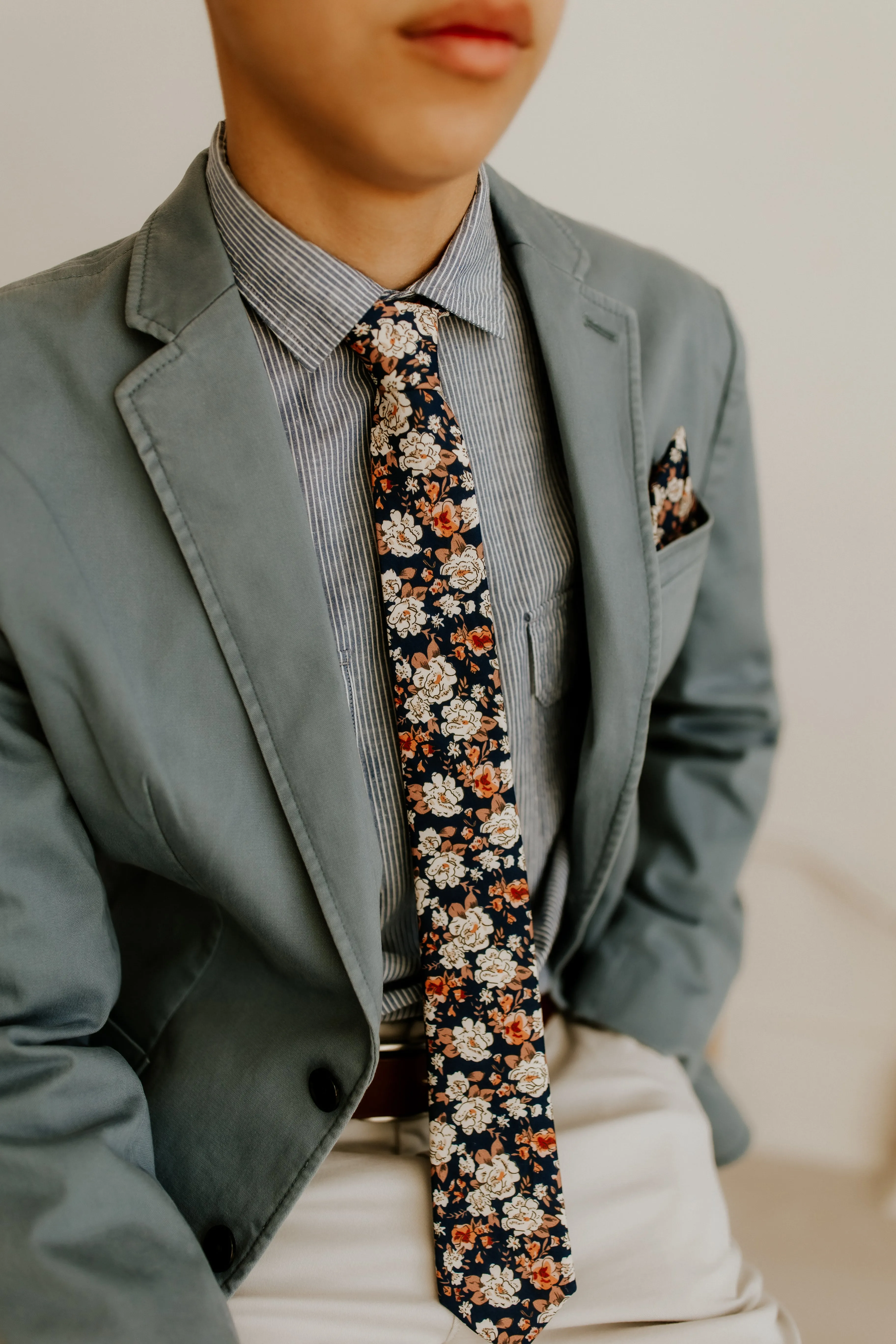 Cato Floral Cotton Neck Tie