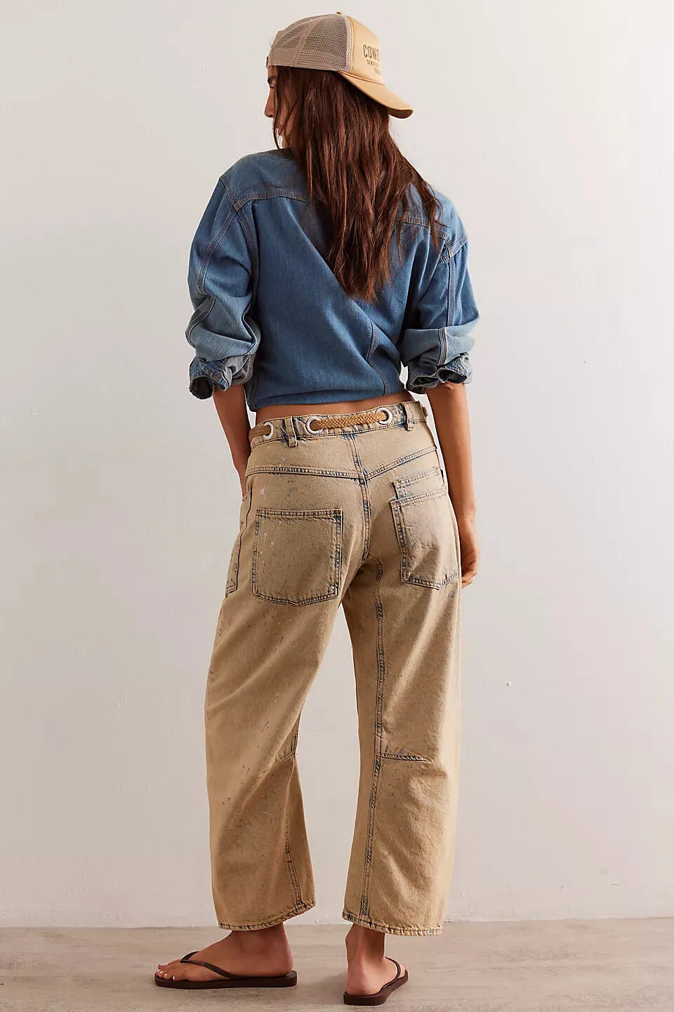 Free People Moxie Pull-On Low Slung Barrel Jeans in Cowboy