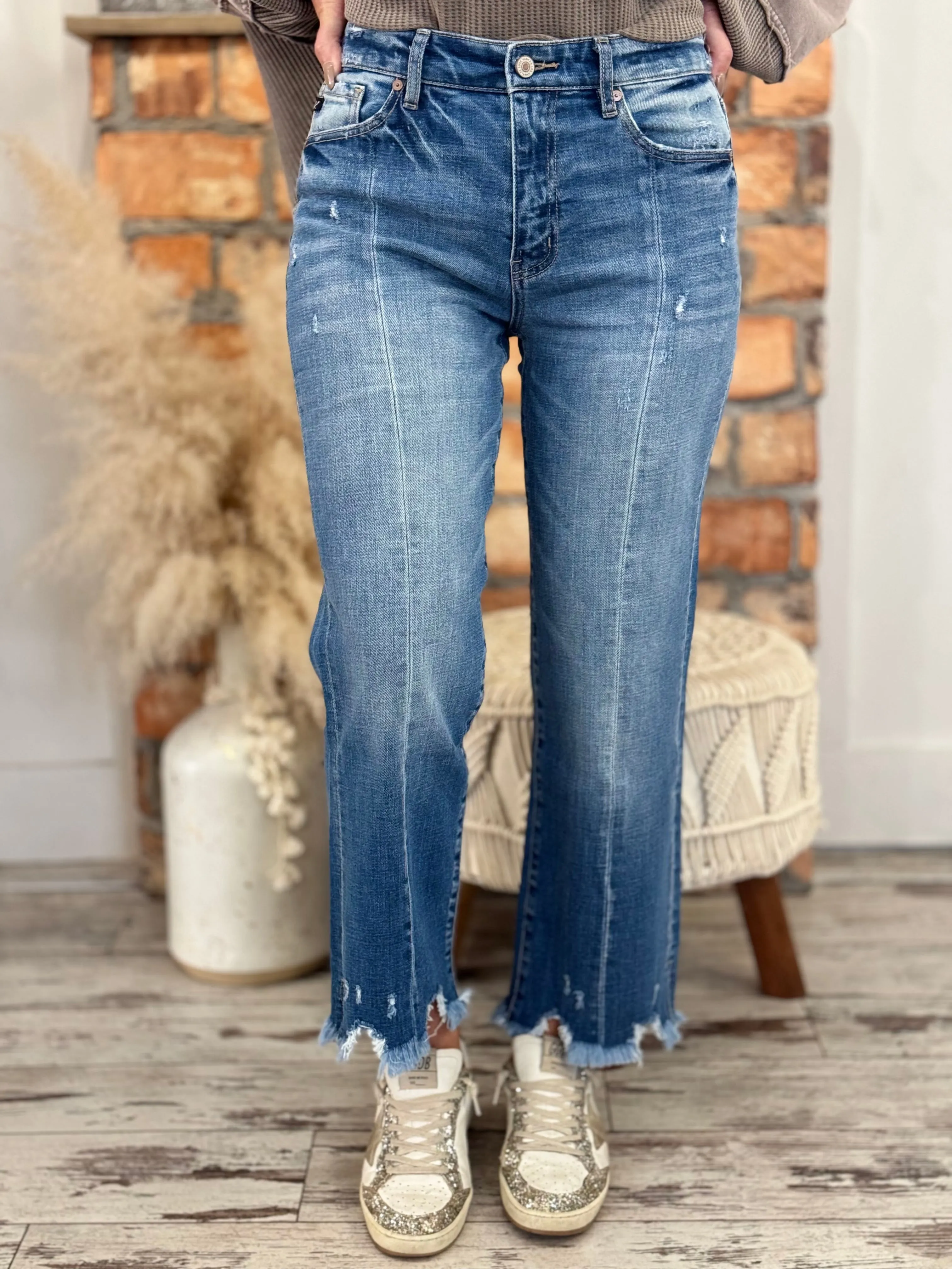 Front Seam Raw Edge Straight Leg Jeans