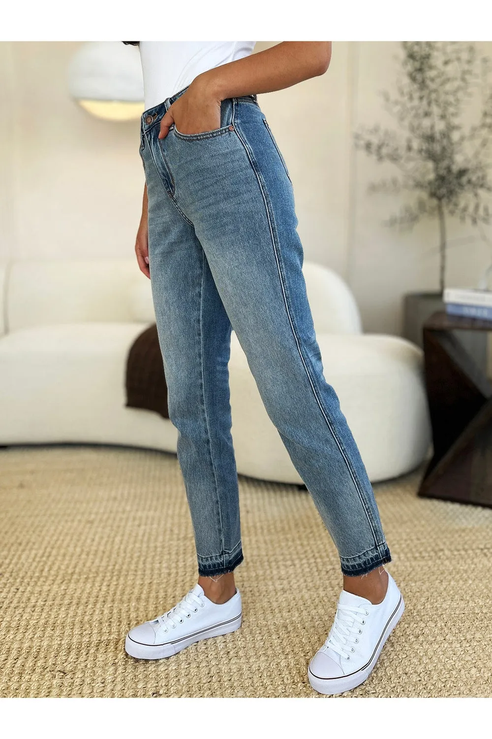 Judy Blue Full Size Mid Rise Rigid Magic Release Hem Jeans