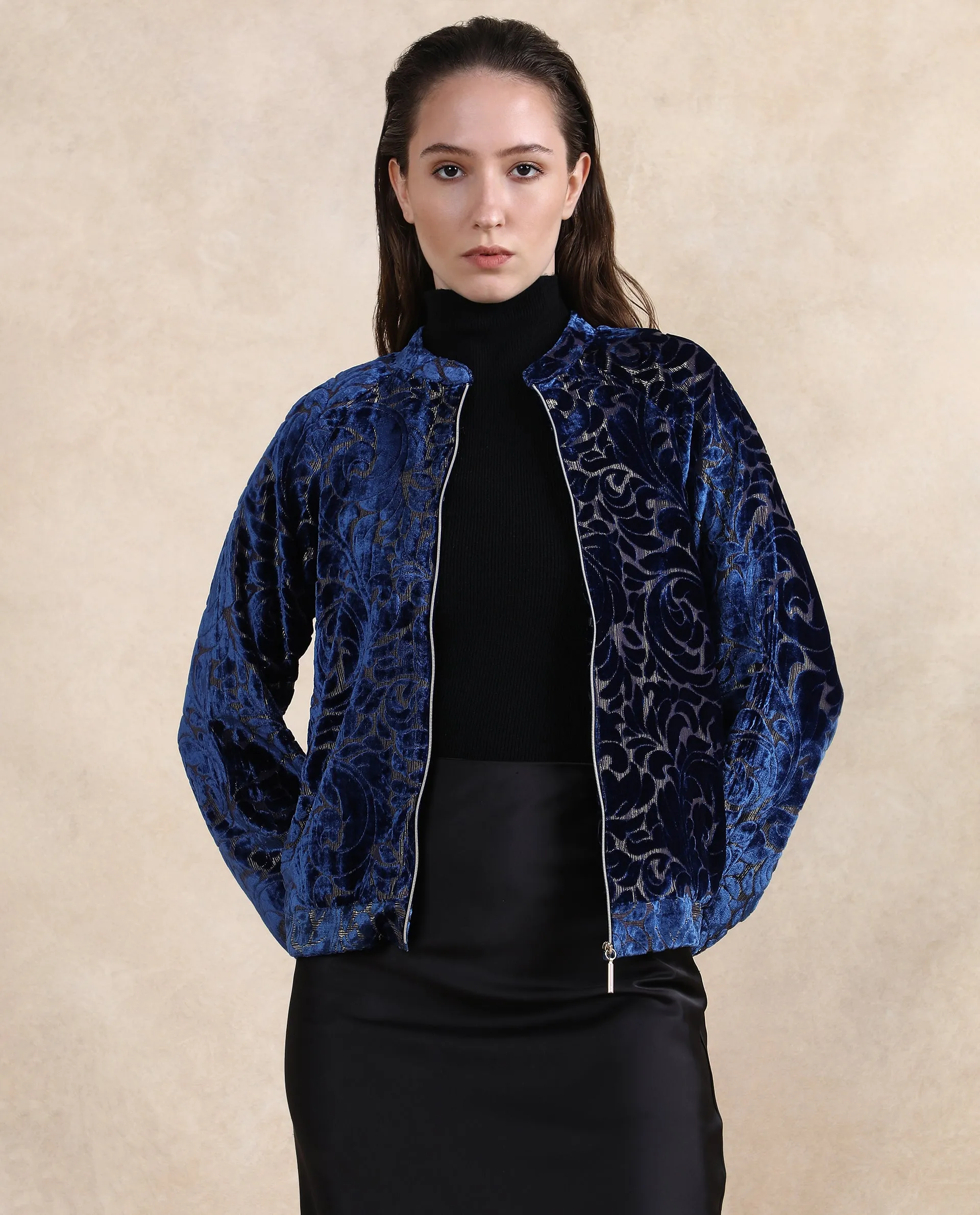 Rareism Women Lopper Purple Velvet Raglan Sleeves Mandarin Collar Zipper Closure Abstract Print Jacket